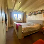 Op West 9 *