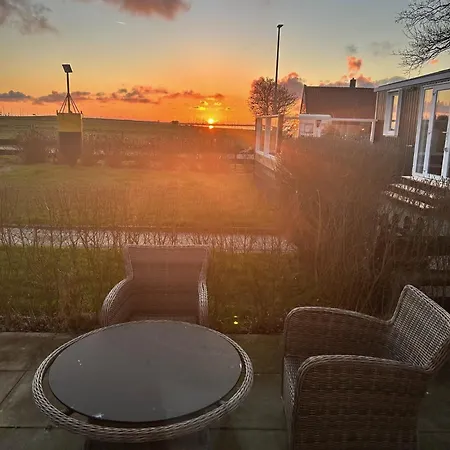 Op West 9 Semesterbostad